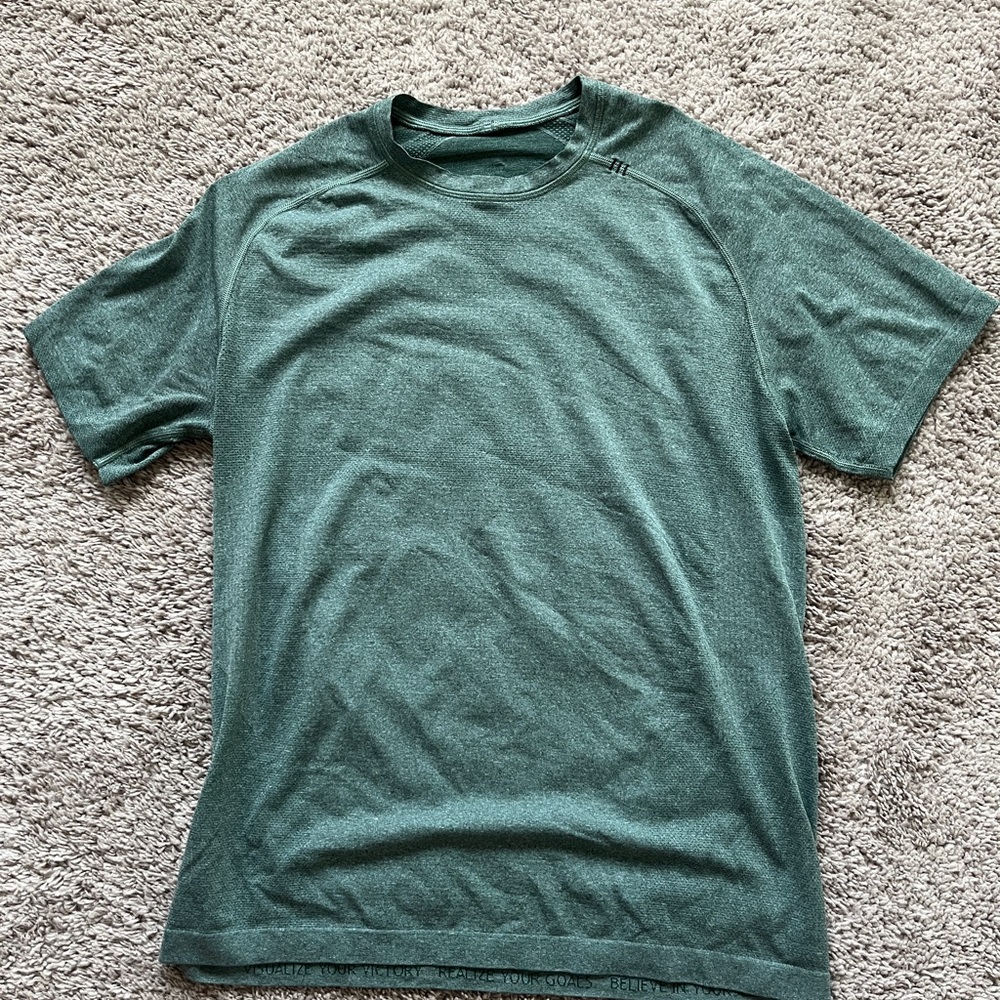 METAL VENT TECH lululemon Size M